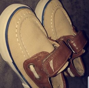 Nautica Kid shoes